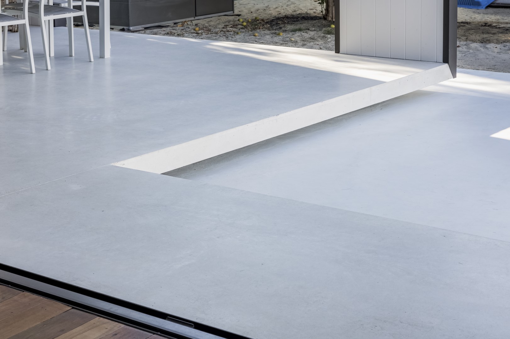 Stirling36_External-Back-28