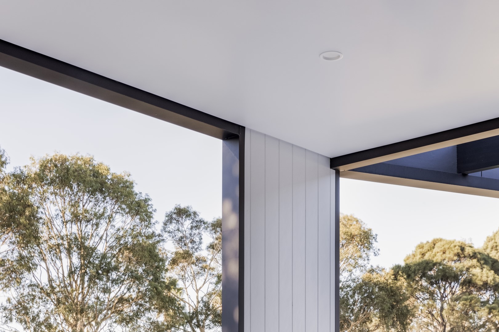 Stirling36_External-Back-45